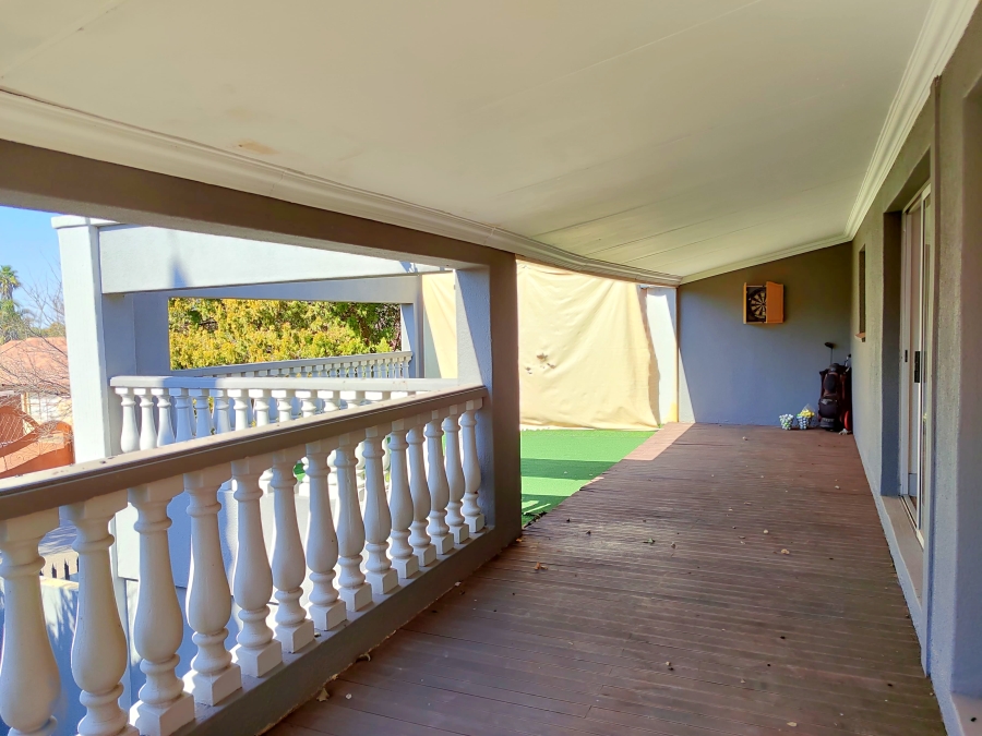 6 Bedroom Property for Sale in Doringkruin North West